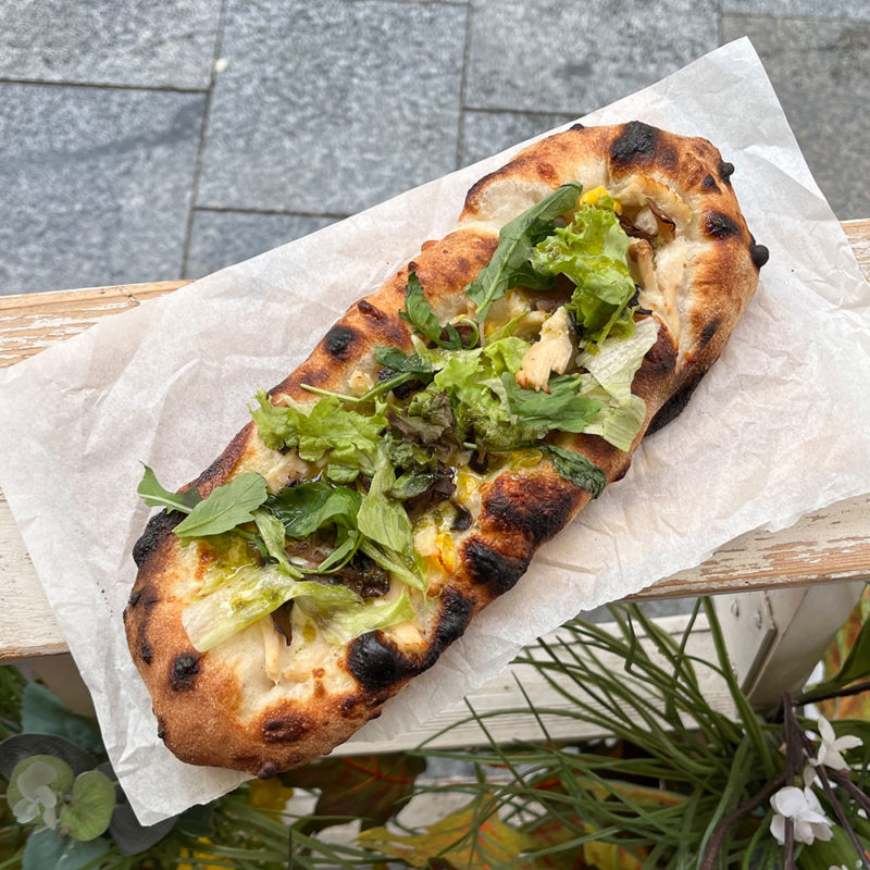 Піцета з куркою, кукурудзою та грибами